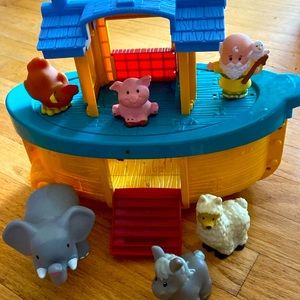 Little people Noa’s Ark boat
